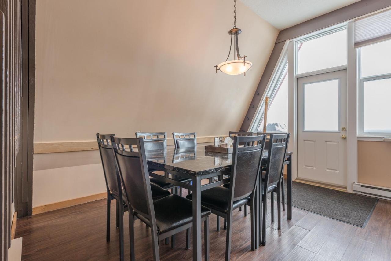 The Pinnacles Suites & Townhomes Silver Star Exteriör bild